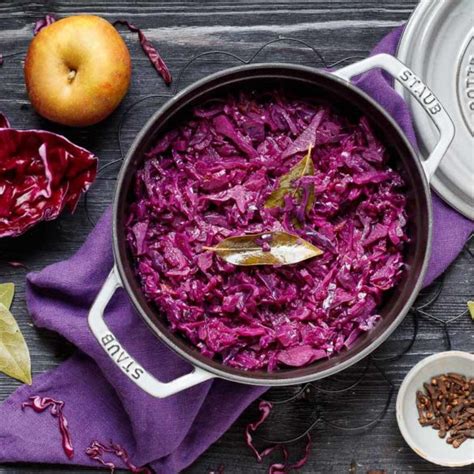 Klassischer Rotkohl ganz einfach - emmikochteinfach