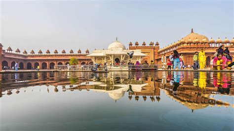 Fatehpur Sikri - History, Architecture, Timings, Built By | Adotrip