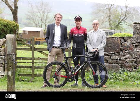 Team INEOS Owner Sir Jim Ratcliffe (left), Chris Froome and Team INEOS ...