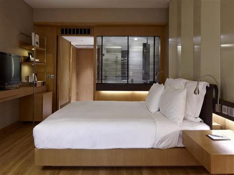 Renaissance Hong Kong Harbour View Hotel - Room Deals, Photos & Reviews