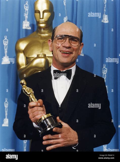 Tommy Lee Jones at the 64th Annual Academy Awards, 1992 File Reference # 32509 483THA Stock ...