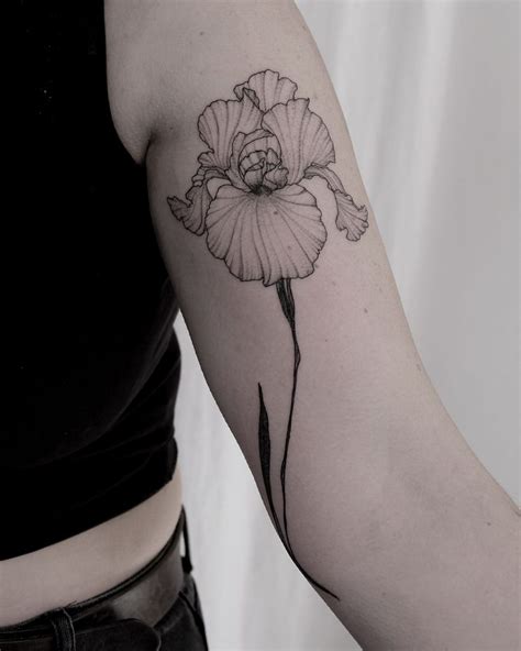 60 Delicate Floral Tattoo Designs Ideas for Girls | Beautiful Flower tattoos