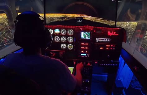 Aviation Enthusiast Spends $7000 Building Incredible Cessna 172 Home Flight Simulator - TechEBlog