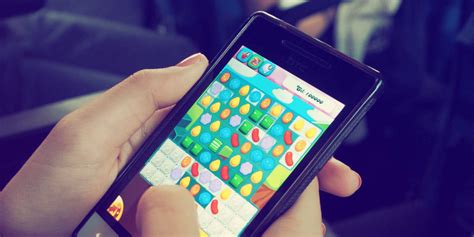 Dynamic Pricing for Mobile Games: When, Why and How?