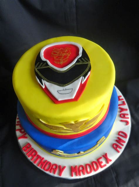 Pink Little Cake: Power Ranger Cake