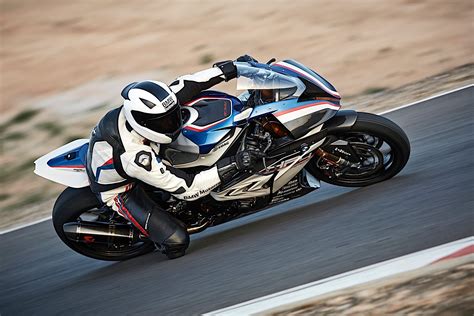 Fully Carbon Fiber 2018 BMW HP4 Race U.S. Price and Specs Revealed - autoevolution