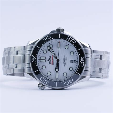 Omega Seamaster Diver 300M White Dial 42mm New 2019 - Millenary Watches