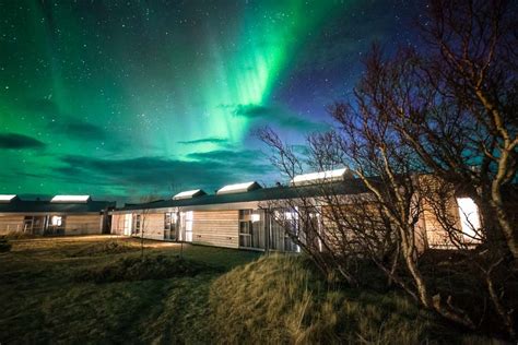 8 Best Northern Lights Hotels in Iceland