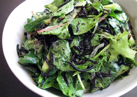 Hijiki Salad Recipe by Hiroko Liston - Cookpad