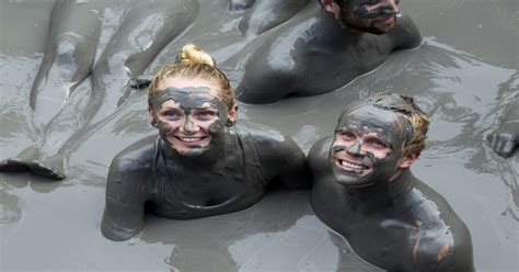 Experience a Unique Bath in the Mud of Volcan de Totumo