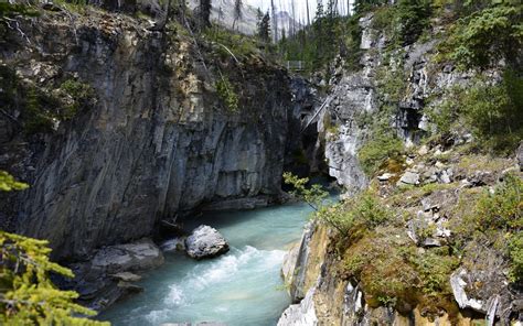 Wallpaper : landscape, waterfall, rock, nature, cliff, river, valley, canyon, stream, Formation ...