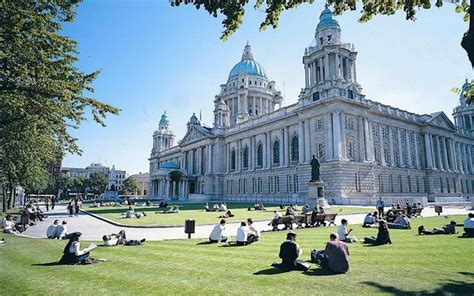 10 Belfast places you must visit