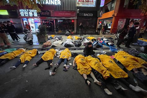 Tragedia: al menos 146 muertos dejó estampida durante las celebraciones de Halloween en Corea ...