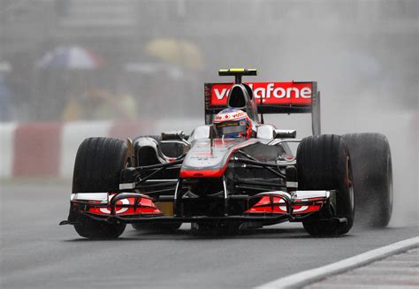 Jenson Button - McLaren MP4-26 - 2011 - Canadian GP (Montréal) [2966x2048] : F1Porn