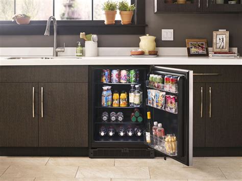 Whirlpool 5.1 Cu. Ft. Built-In Mini Fridge Stainless Steel WUR50X24HZ - Best Buy