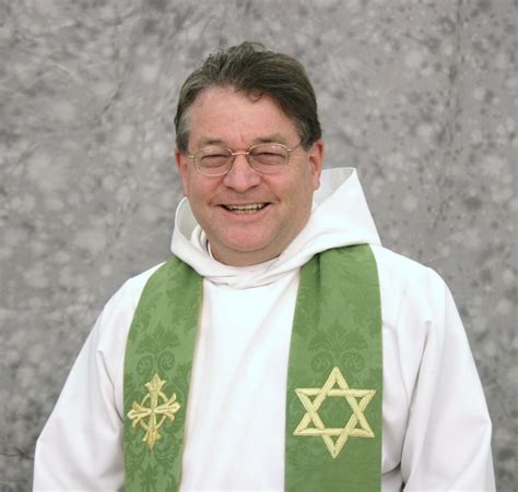 File:Portrait of Ken Howard, Episcopal Priest, with cross and star of david stoll.jpg ...