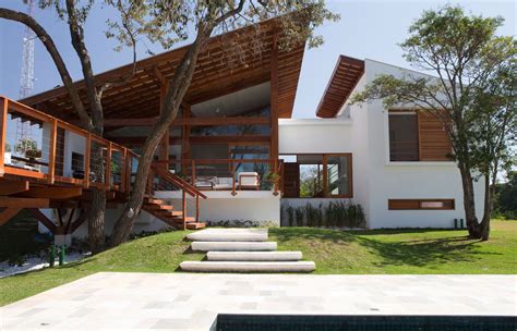 Hermosa fachada de casa de campo moderna – PLANOS DE ARQUITECTURA