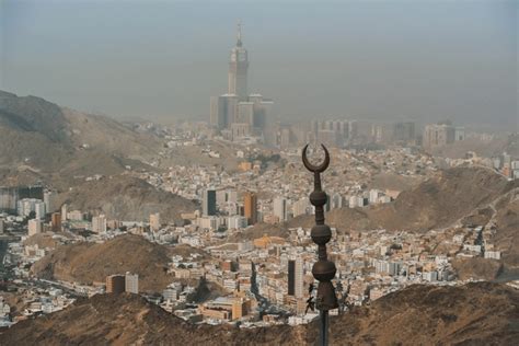 2,647 Arab Mecca City Sky Images, Stock Photos, 3D objects, & Vectors | Shutterstock