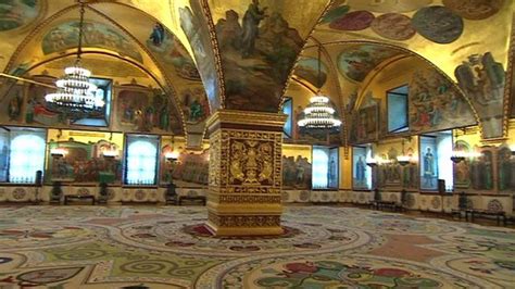 Rare access inside the Kremlin - BBC News