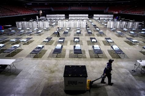 Photos: Field hospitals built around the globe as coronavirus pandemic ...