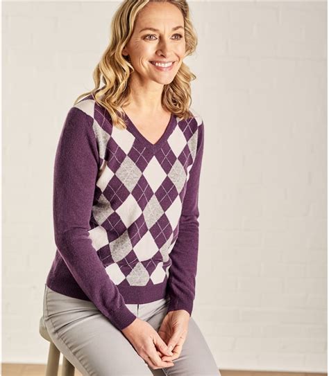 Aubergine | Womens V Neck Argyle Sweater | WoolOvers US