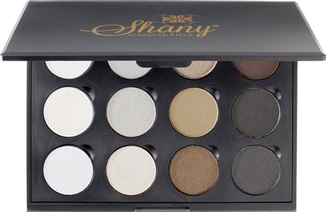 SMOKEY | Best eyeshadow palette, Smokey eye palette, Shany cosmetics