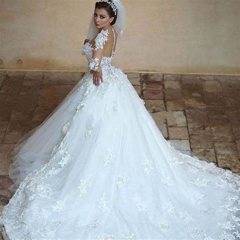 Wedding Dresses Long Top 10 - Find the Perfect Venue for Your Special ...