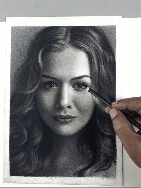 How To Draw A Realistic Face With Pencil