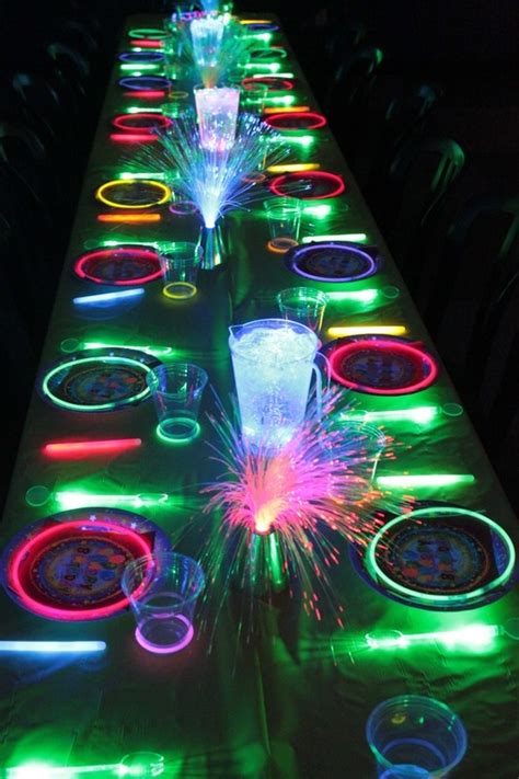 Glow stick birthday party - Glowsticks Photo (39566544) - Fanpop