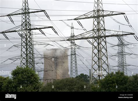 Coal-fired power station Stock Photo - Alamy