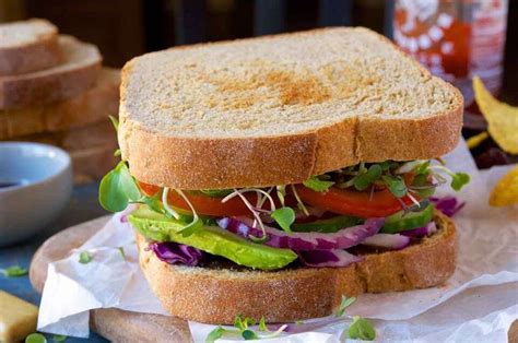 King Arthur's 100% Whole Wheat Sandwich Bread | Recipe | Sandwich bread, Sandwich bread recipes ...