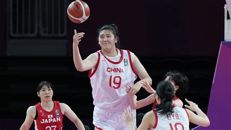 Meet Zhang Ziyu, the 7-foot-3-inch basketball star who turned heads at age 17 and became the ...