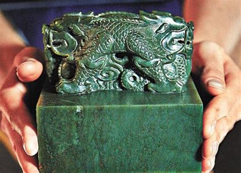 Another seal of Emperor Qianlong faces auction - People's Daily Online