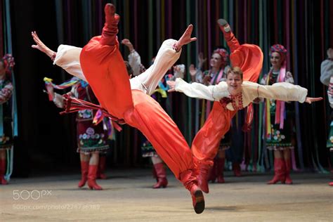 P. Virsky Ukrainian National Folk Dance Ensemble | Folk dance ...