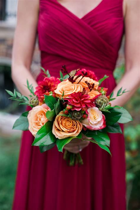 Fall-Inspired Rose and Dahlia Bouquet