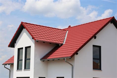 Give Your Home a New Look with 5 Different Roof Styles