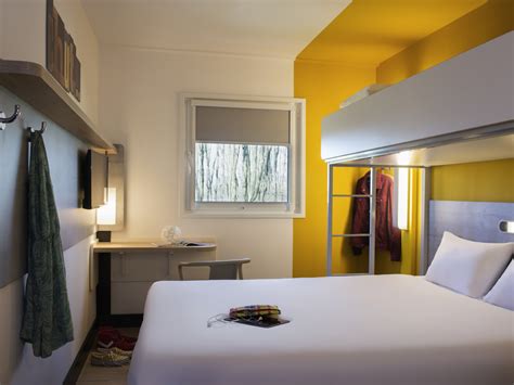 Cheap Hotel Amsterdam Airport - ibis budget - Near Schiphol - AccorHotels