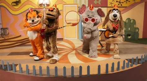 The Banana Splits Movie (2019) | Horror Movie Review