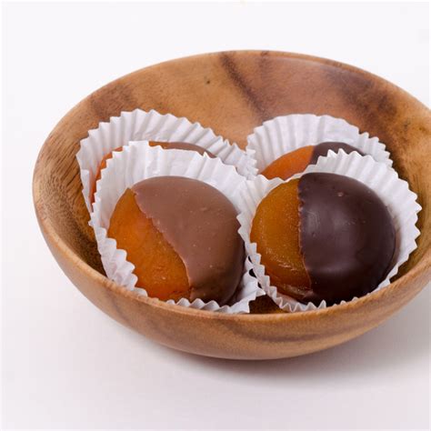 Glazed Apricots – Wertz Candies