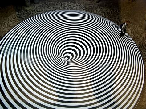 Op Art 1972 | modern design by moderndesign.org