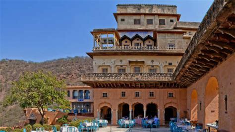 Rooms | Neemrana Fort Palace Rooms | Forts near Delhi