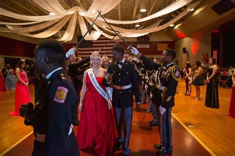 How to Prepare for a Military Ball | PinktownUSA