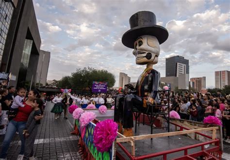 Altar de muertos en México obtiene récord Guinness - CRÓNICAS NEWSPAPER