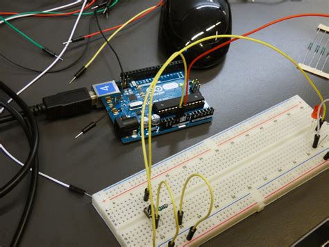 Controlling a LED using arduino serial monitor