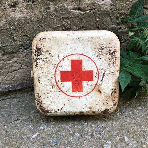 Vintage Metal First Aid Kit Soviet Car First Aid Kit - Etsy