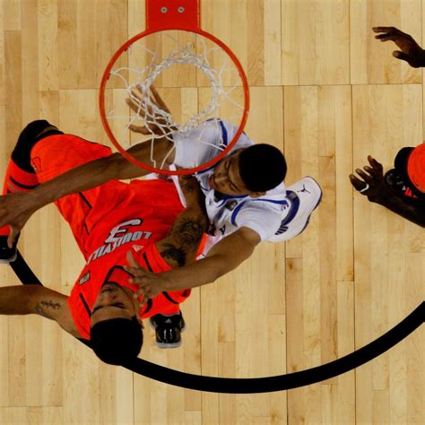 Kansas vs Kentucky: Louisville Reveals Weakness in Wildcats Front Line | News, Scores ...