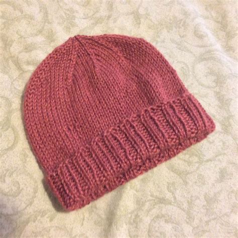 Easy Knit Hat Pattern by Beth P