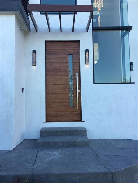 Nobu- Modern Solid Mahogany Wood Horizontal Planks Entry Door with Vertical Glass | Modern ...