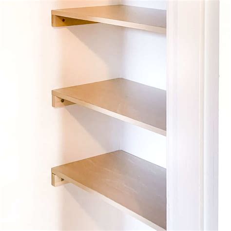 Cheap and Easy DIY Closet Shelves - The Handyman's Daughter