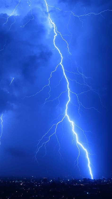 27+ Blue Lightning Bolt Wallpaper - NovaNirvair